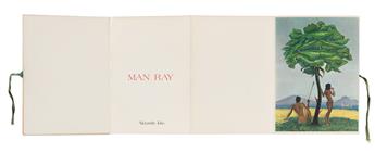 MAN RAY (1890-1976) Pain peint (Blue Bread) (Catalogue dexposition Man Ray qui sest tenue à la Galerie Alexandre Iolas à Paris en 197